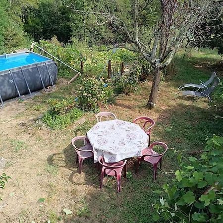 Appartement 2 A 4 Personnes Antraigues Bagian luar foto